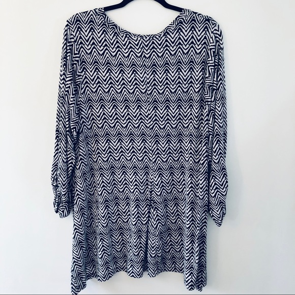 NWOT Premise 2X Top Pullover Ruching on 3/4 sleeves. scoop-neck Abstract Blk/Wht - Picture 5 of 6